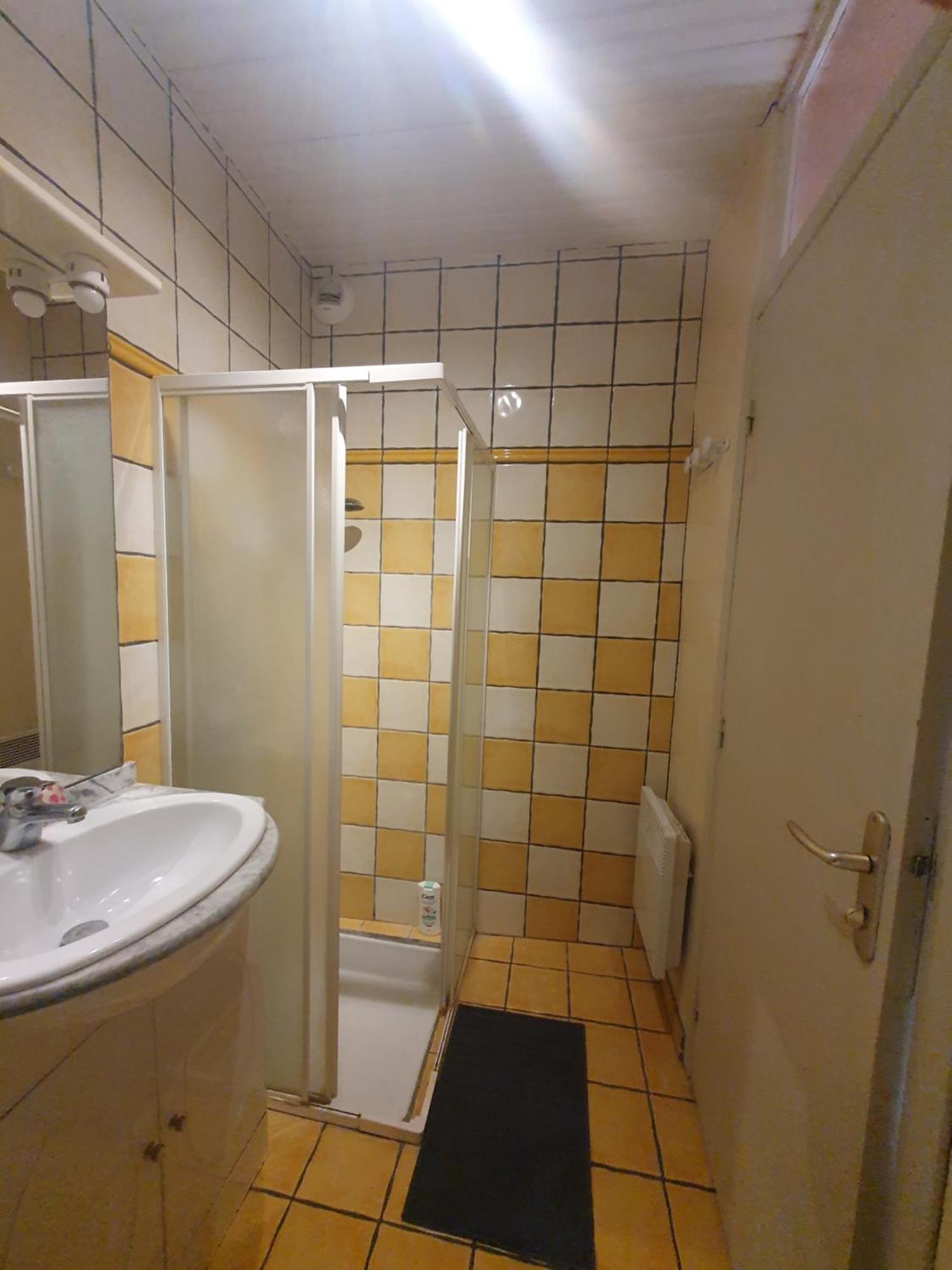 Appartement Meuble Centre Ville Nyons Eksteriør billede